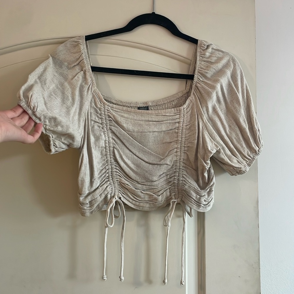 Cute linen cropped blouse 🌾🫶🏼🤎
